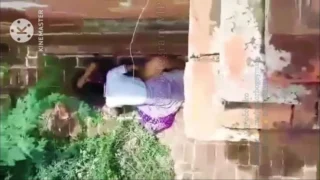 ဘုရားကြီးဘေးတောင် မရှောင်ဘူးကွာ – Couple Having Sex On The Pagoda