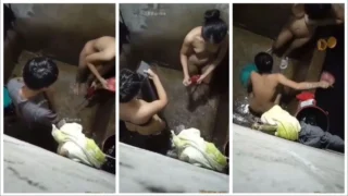 ရေချိုးချောင်းရိုက် (၃၇) – Teen Group Shower In The Bathroom
