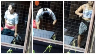 ကျောင်းသူလေး အဝတ်လဲ – Student girl changing clothes at home