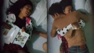 တည်းခိုခန်းမှာ စာကျက်ရင်းကုန်းတဲ့ ကျောင်းသူလေး