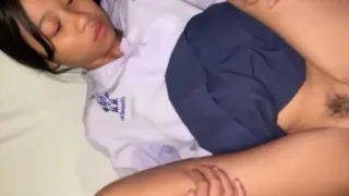 ကျောင်းသူလေးကွာ လုပ်ရက်တယ်